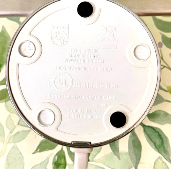 Philips Sonicare Toothbrush Charger Base & Plastic Top HX9100/B - Picture 2 of 2